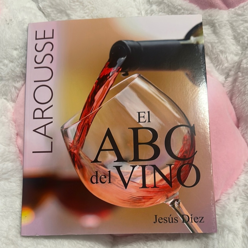El ABC del Vino Book - Red and Black Cover